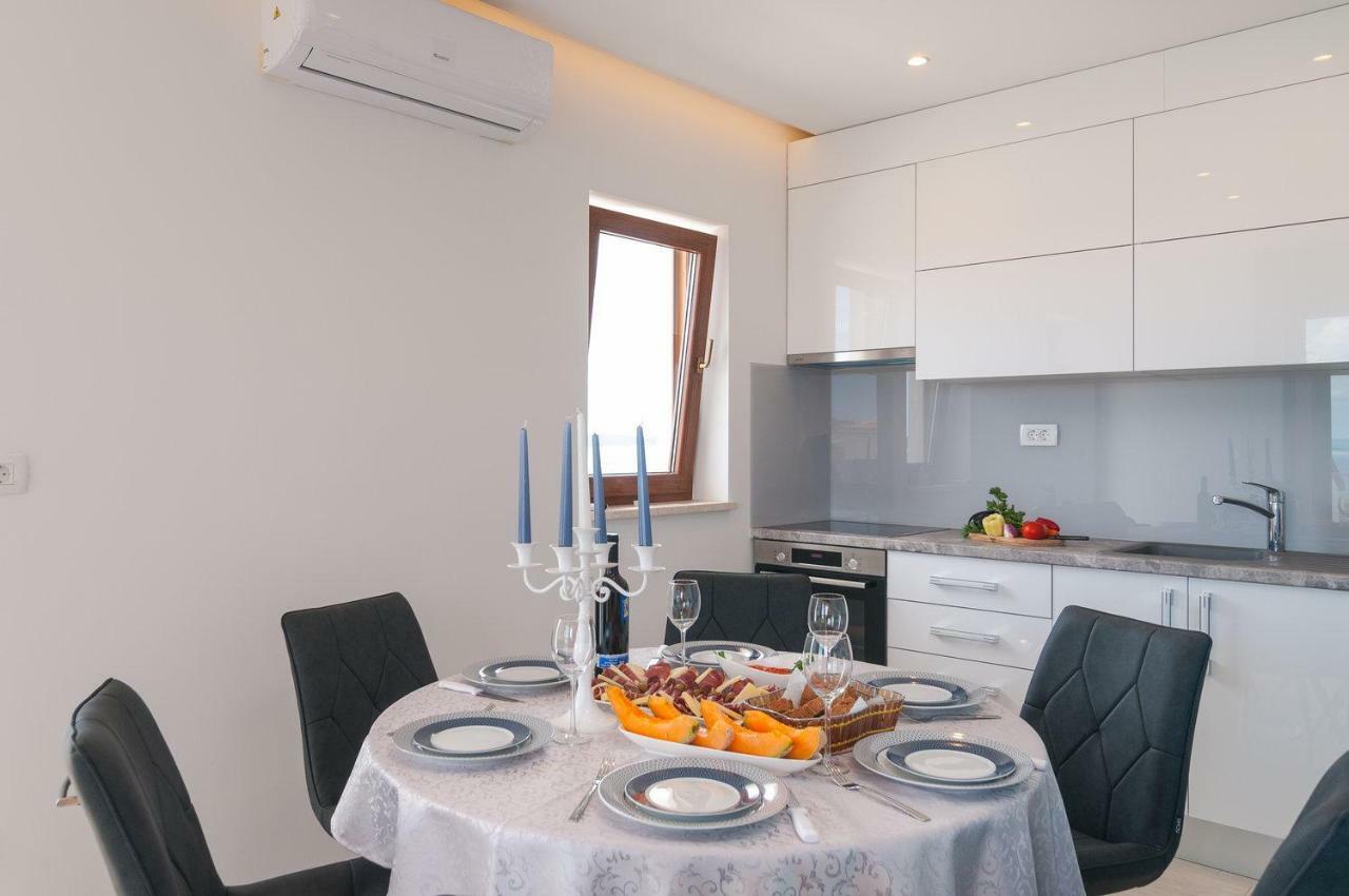 Beautiful Apartment With Private Pool Trogir Exterior photo