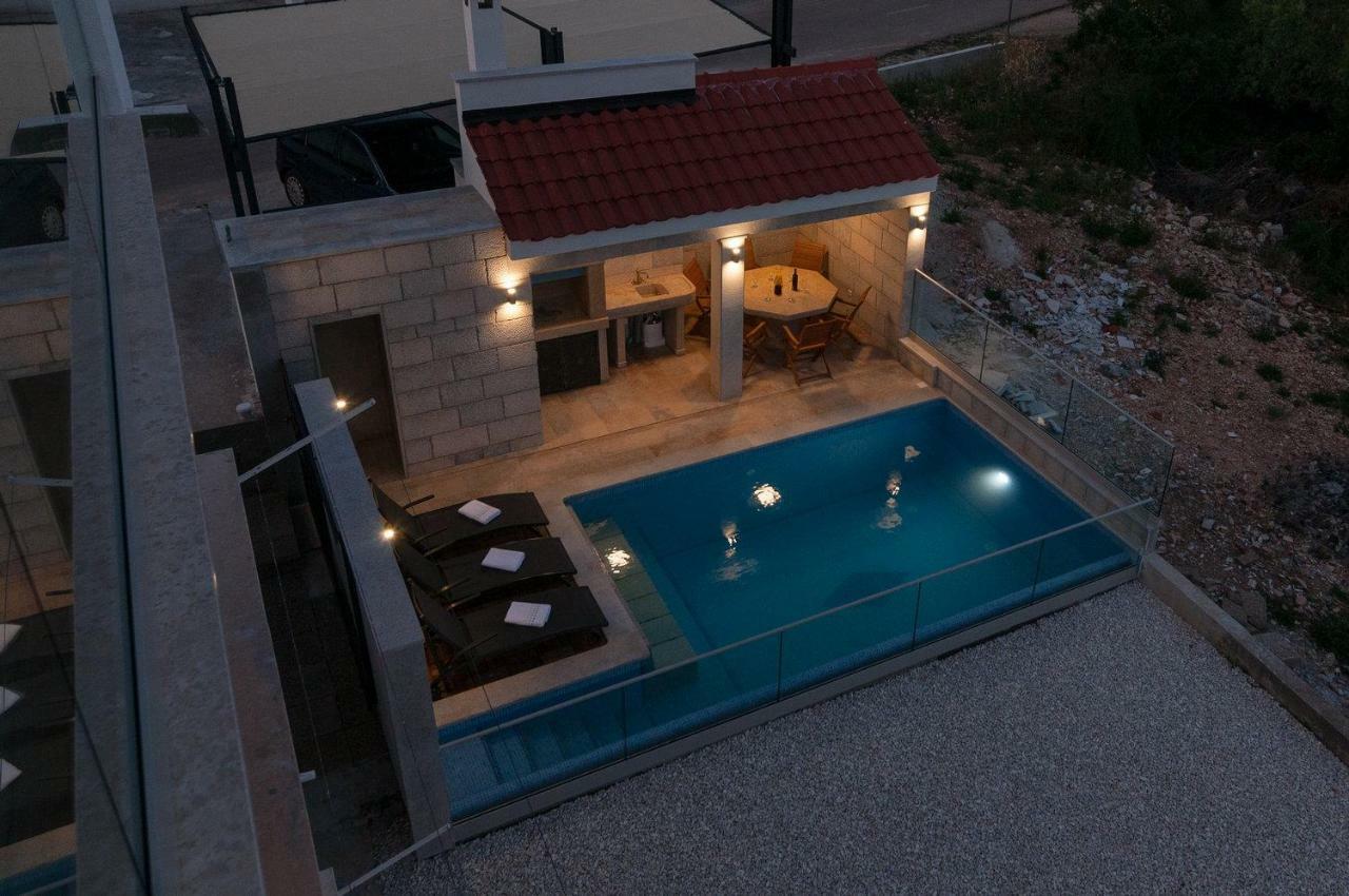 Beautiful Apartment With Private Pool Trogir Exterior photo